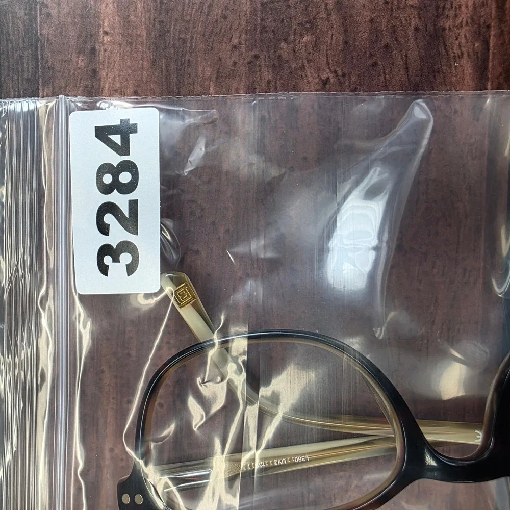 Liz Claiborne L380 UV2 Brown Tortoise Shell Oval Eyeglasses‎ Frames 135mm